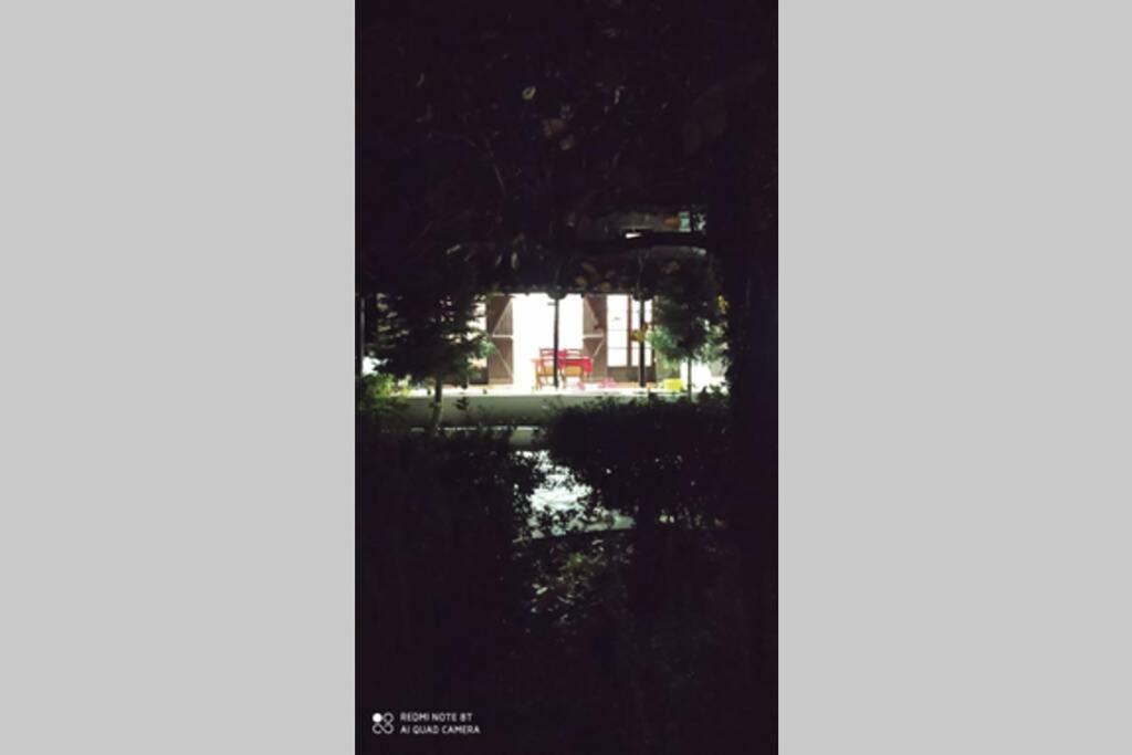Villa Αρχοντικο Στουσ Προποδεσ Του Ορουσ Διρφυσ Loutsa  Esterno foto