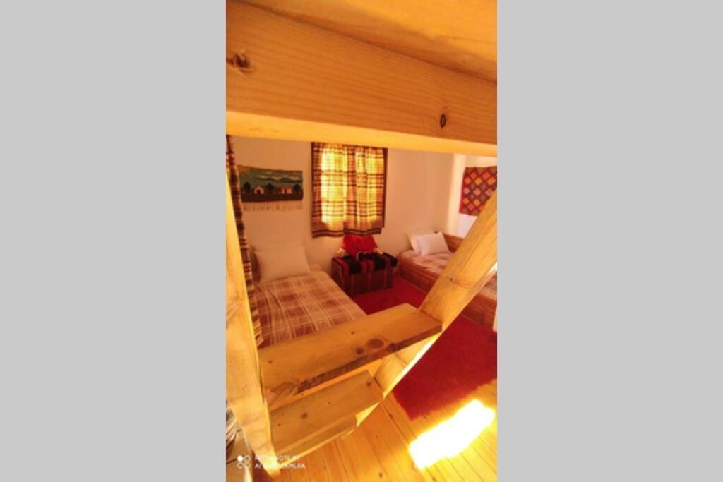 Villa Αρχοντικο Στουσ Προποδεσ Του Ορουσ Διρφυσ Loutsa  Esterno foto