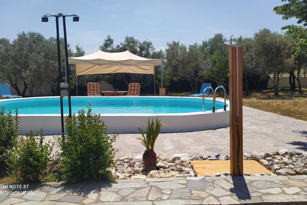 Villa Αρχοντικο Στουσ Προποδεσ Του Ορουσ Διρφυσ Loutsa  Esterno foto